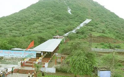 માં ચામુંડા મંદિર -ચોટીલા