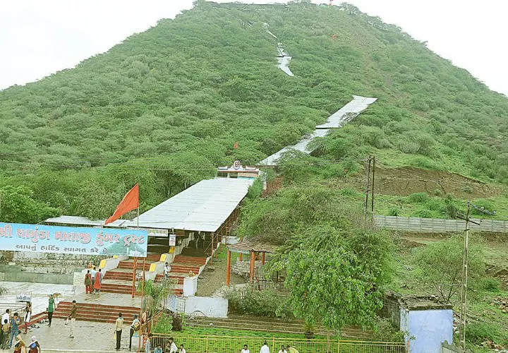 માં ચામુંડા મંદિર -ચોટીલા
