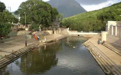 ગઢડા સુવર્ણ સ્વામીનારાયણ મંદિર