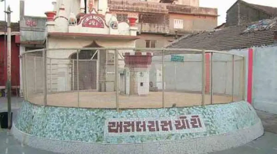 નરસિંહ મહેતાનો ચોરો -જુનાગઢ