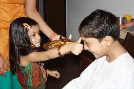 ગાંધીને પગલે તું ચાલીશ ને ગુજરાત?