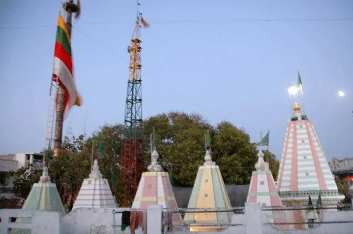 સત નો આધાર -સતાધાર
