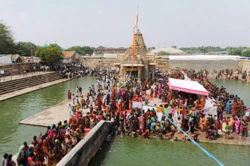 લોકમેળાની ગઈકાલ અને આજ