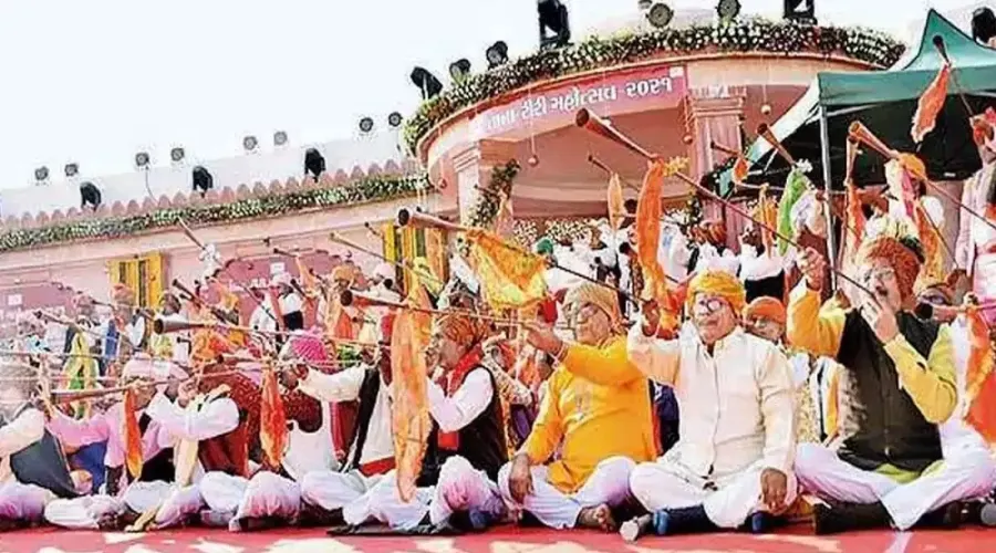 છડીદાર લોકવાદ્ય ભૂંગળ